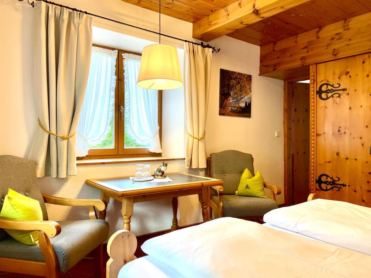 Gaestehaus Sonnenheim Mittenwald Exterior photo