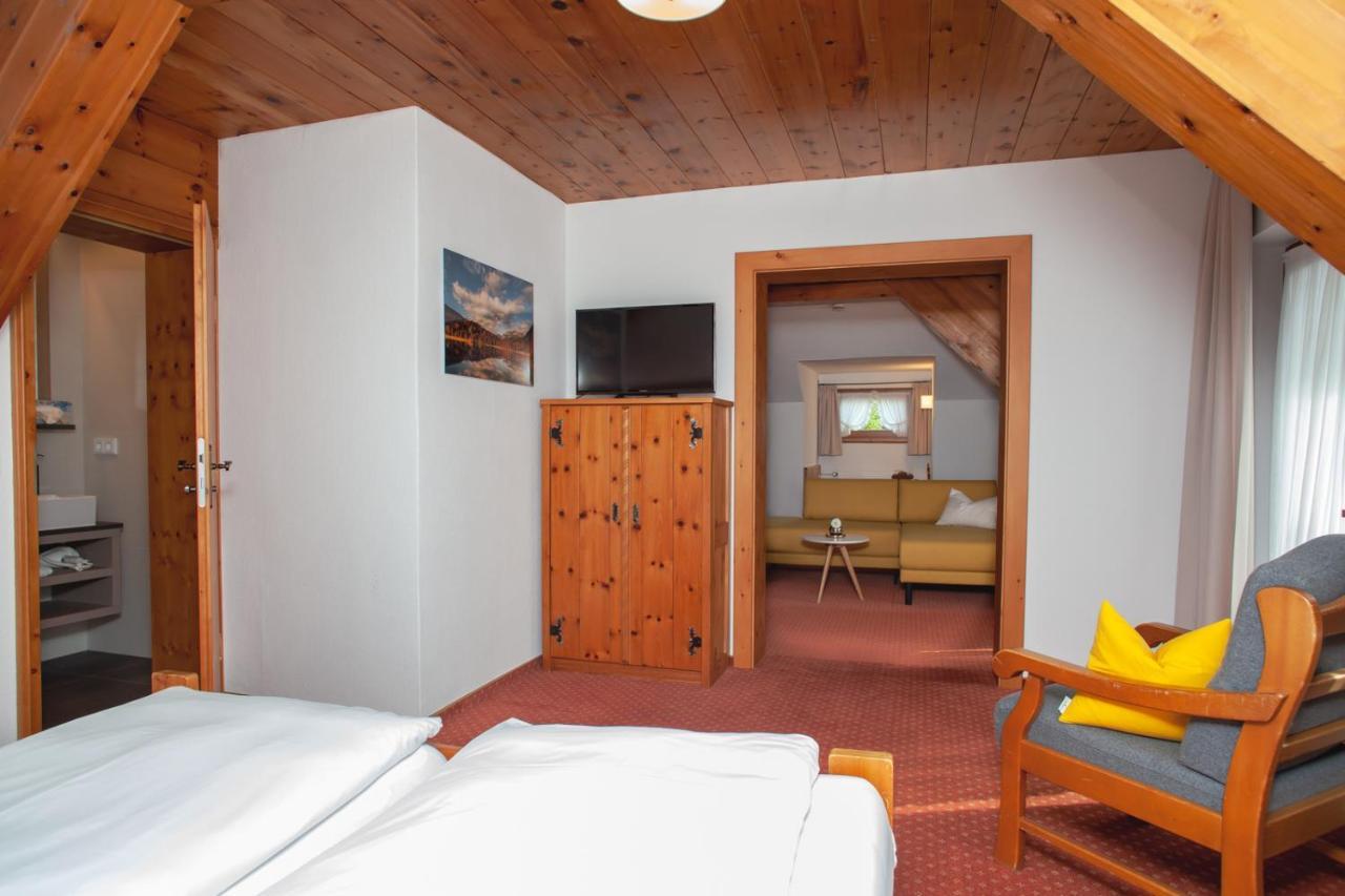 Gaestehaus Sonnenheim Mittenwald Exterior photo